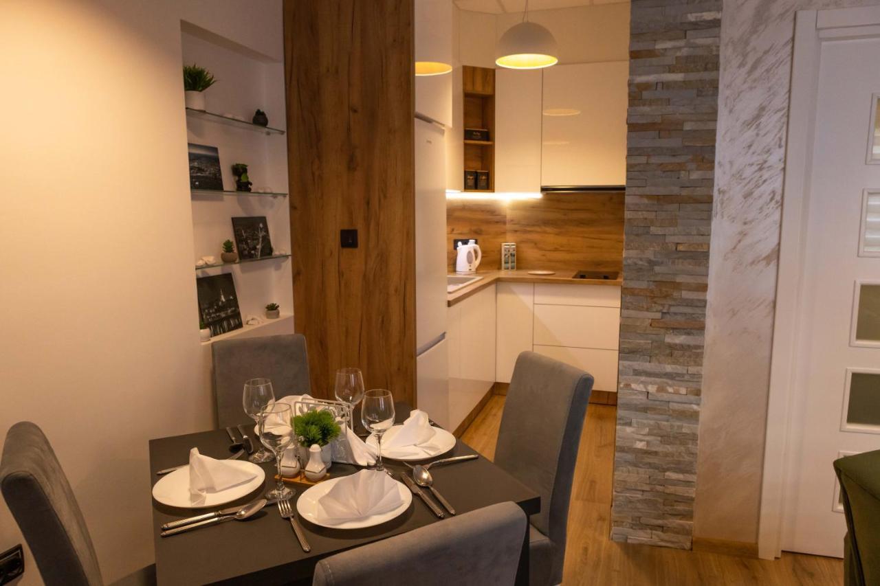 Rubikon Free Parking Apartmani Dusanovac ภายนอก รูปภาพ